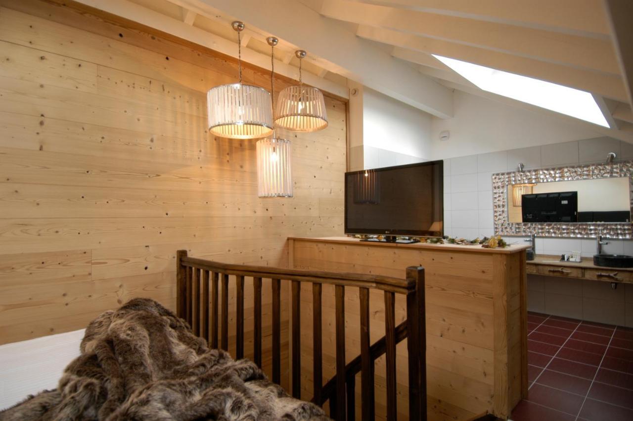 Auberge De Maison Rouge Vétraz-Monthoux 部屋 写真