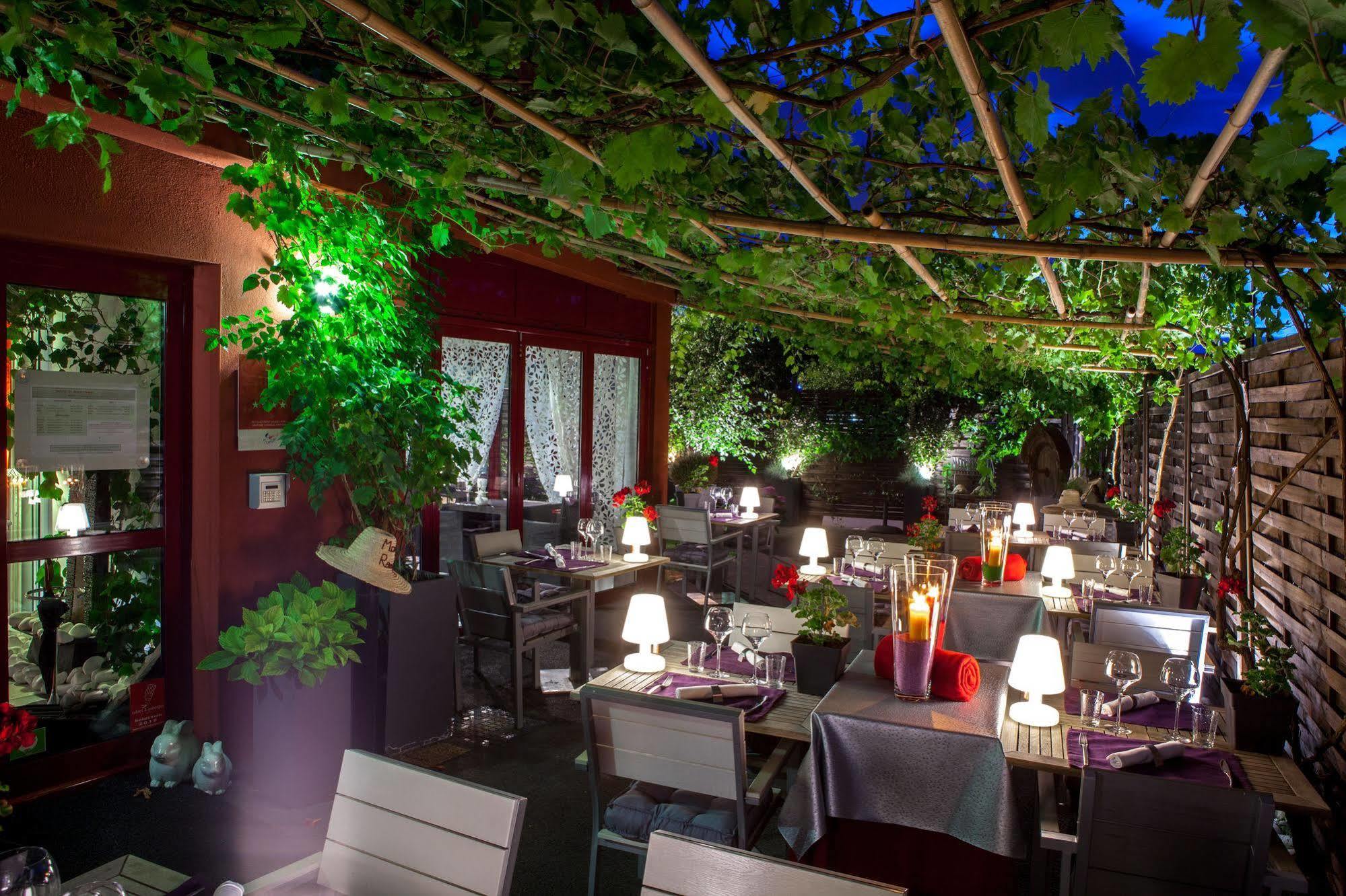 Auberge De Maison Rouge Vétraz-Monthoux エクステリア 写真